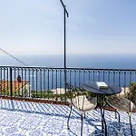 מלון דירות Salvo's House