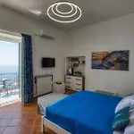 Salvo's House מלון דירות 4*