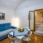 Salvo's House מלון דירות 4*