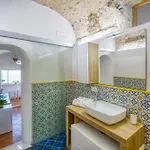 מלון דירות Salvo's House 4*