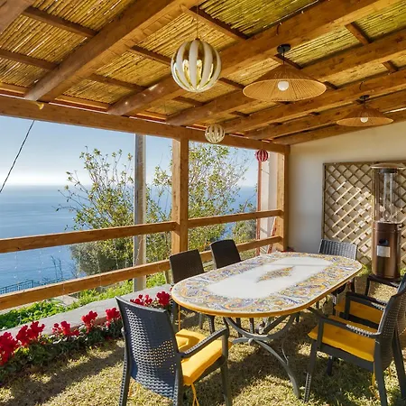 Salvo's House 4* פורורה