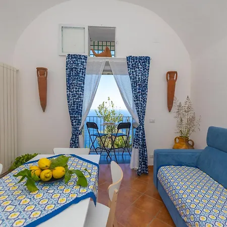 Aparthotel Salvo's House Furore